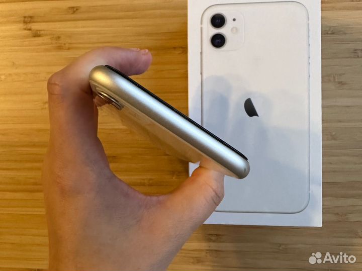 iPhone 11, 128 ГБ