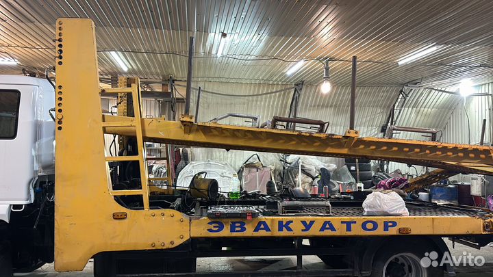 Эвакуатор Yuejin 1080, 2007