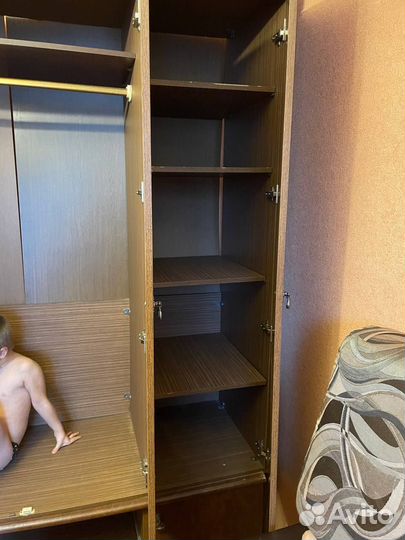 Шкаф для одежды бу