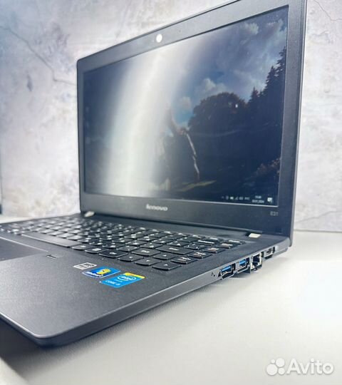 Lenovo i5-5200U/озу 8Гб/SSD 120Гб