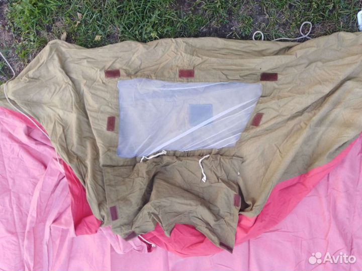 Палатка брезентовая с красным верхом времен СССР