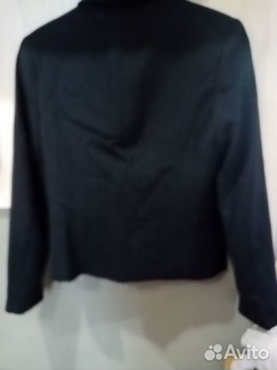 Школьный костюм и школьный пиджак на девочку