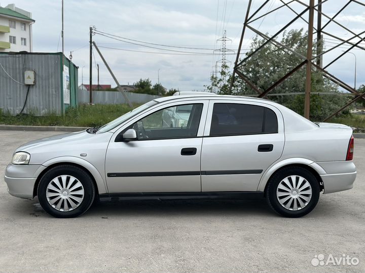 Opel Astra 2.0 МТ, 1999, 209 000 км