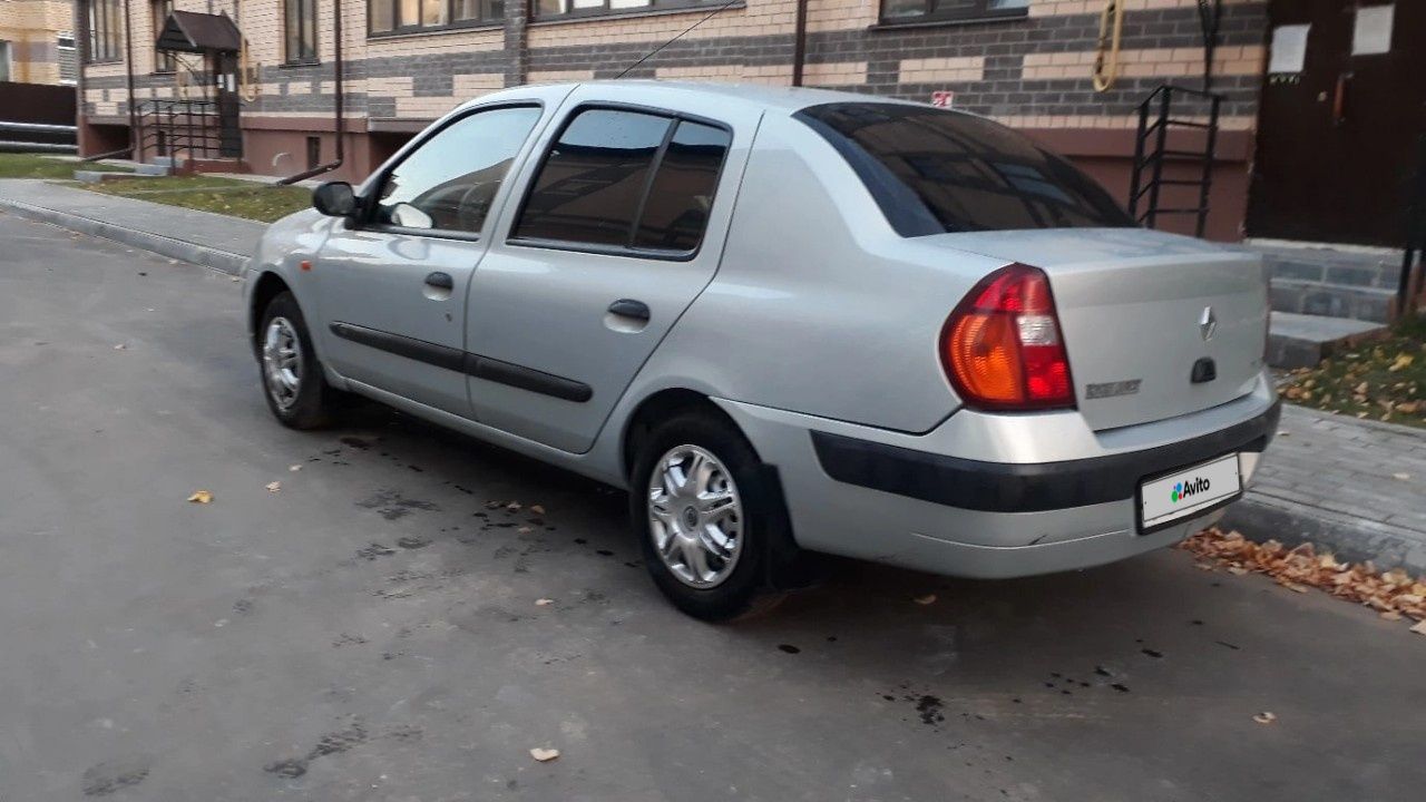 Renault Symbol: фото владельца