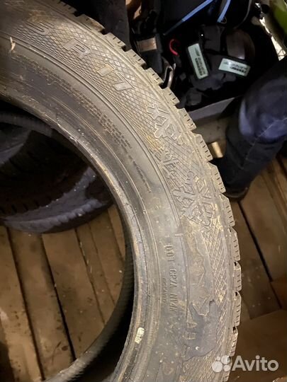 Gislaved Nord Frost 5 235/55 R17 103T