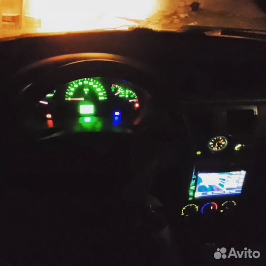 Сиденья ваз 2110