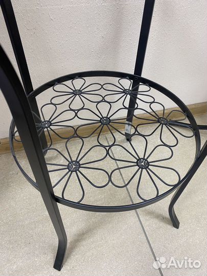 Журнальный столик IKEA со стеклом