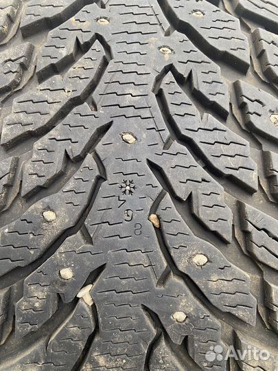 Nokian Tyres Hakkapeliitta 9 SUV 275/50 R20