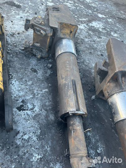 Запасные части на гусеничный трактор сат D9R