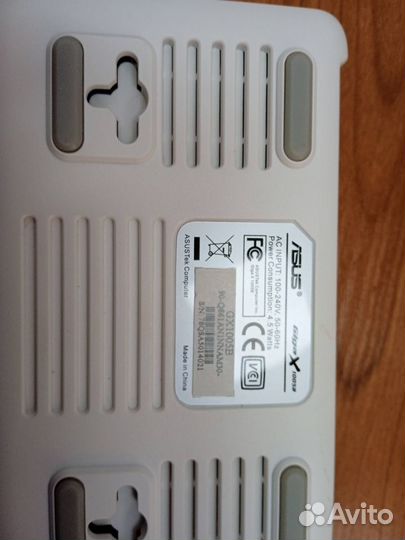 Коммутатор asus GigaX1005B