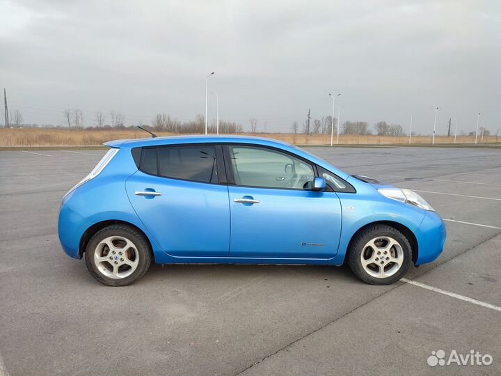 Nissan Leaf AT, 2012, 82 500 км