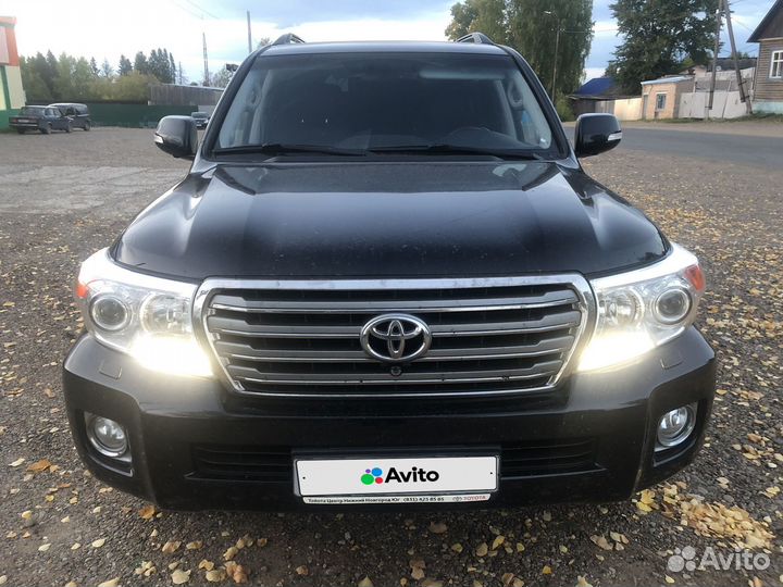Toyota Land Cruiser, 2014