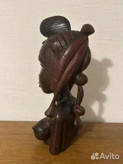 Африканские статуэтки из дерева эбена