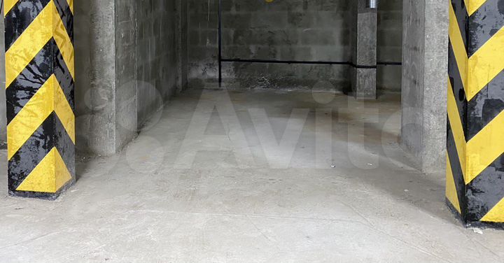 Машиноместо, 14 м²