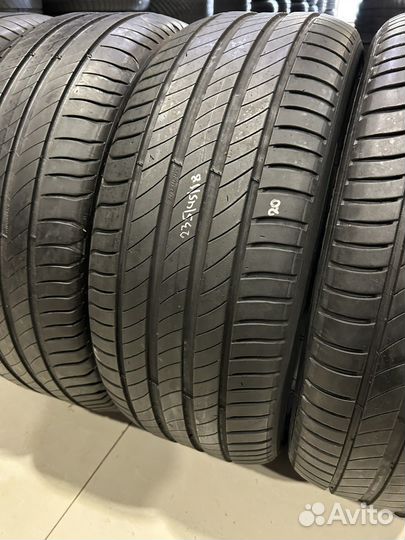 Michelin Primacy 4 235/45 R18 98W