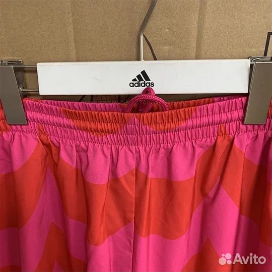 Спортивный костюм adidas Marimekko