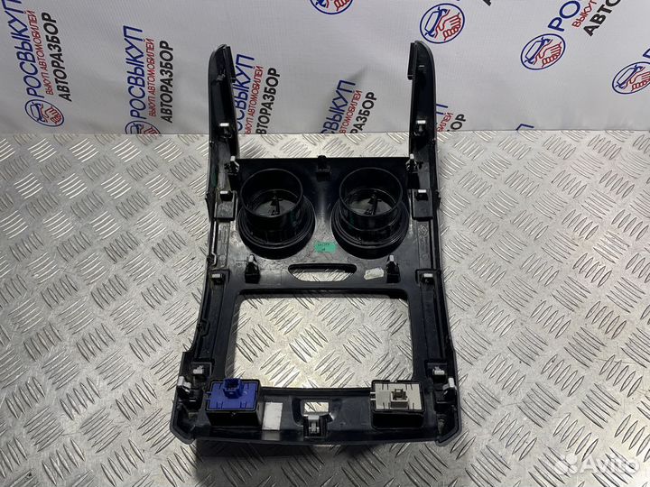 Накладка декоративная Renault Duster I рестайлинг