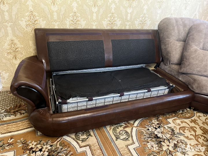 Угловой диван бу