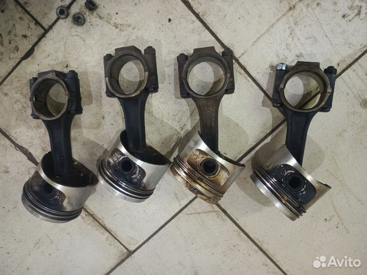 Поршень с шатуном ваз 2114