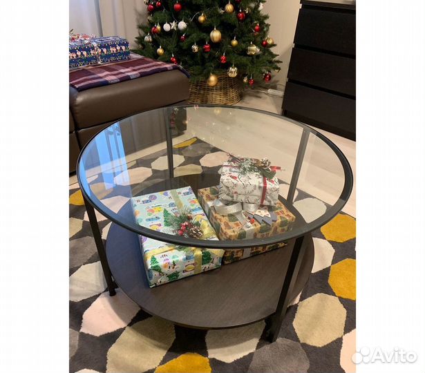 Журнальный столик IKEA новый