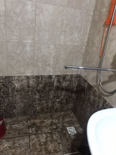 2-к. квартира, 50 м², 1/4 эт.