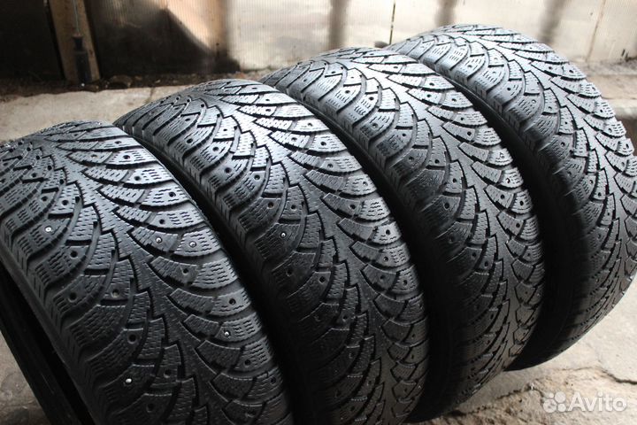 Nokian Tyres Hakkapeliitta 4 205/55 R16 84T