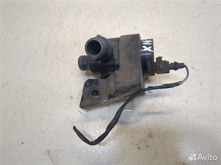 Насос водяной BMW X5 E53, 2006