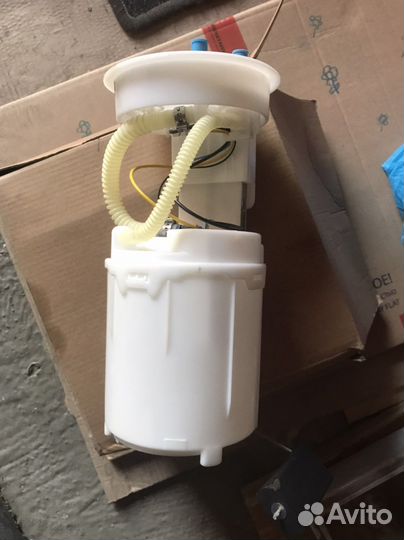 Топливный насос Ford Galaxy / Volkswagen Sharan