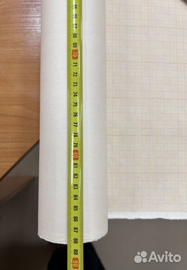 Миллиметровая бумага в рулоне