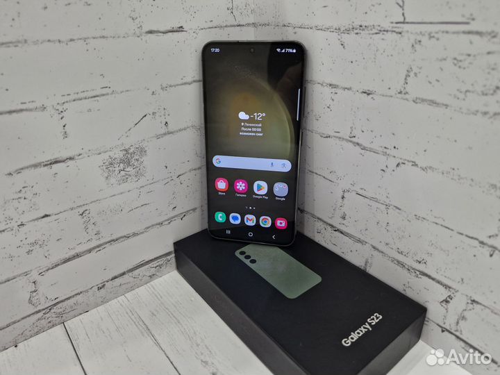 Samsung Galaxy S23, 8/256 ГБ