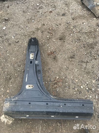 Порог со стойкой правый Hyundai Ix35 2010–2015