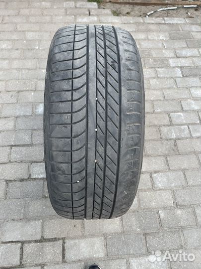 Accelera 651 275/45 R21