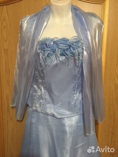 Бальное платье