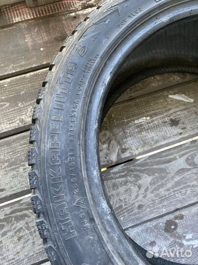 Nokian Tyres Hakkapeliitta 5 235/45 R17