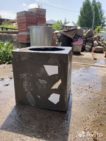 Дизайнерский горшок для цветов на колесиках