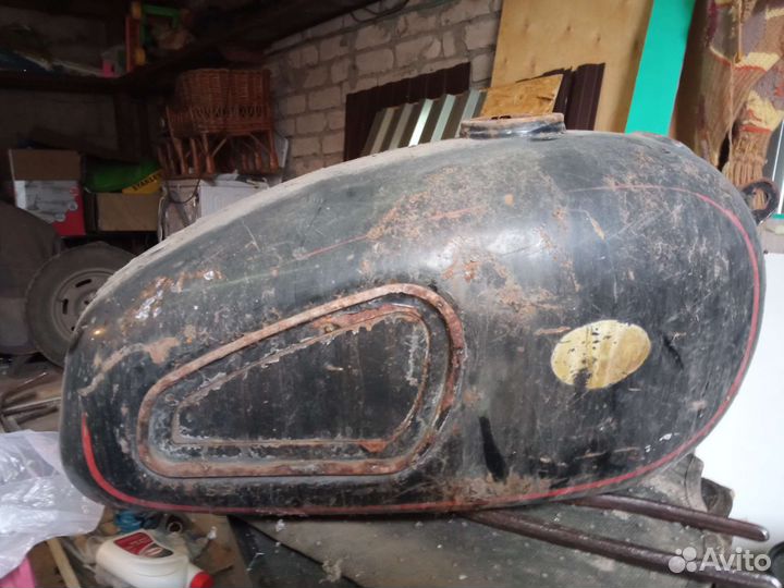 Запчасти к старым мотоциклам