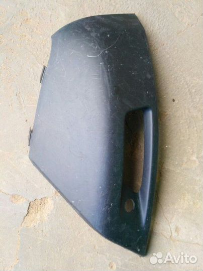 Накладка бампера передняя правая Land Rover Range