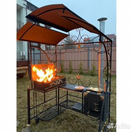 Мангал с крышей
