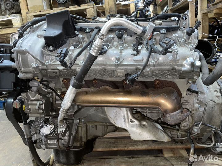 Двигатель Мерседес X164 GL500 273.963