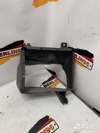 Воздуховод радиатора правый Bmw 5-Series F10