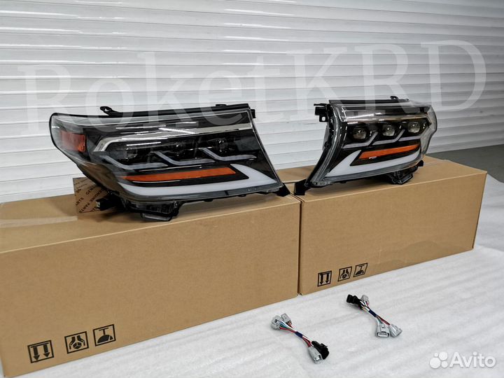 Фары Toyota Land Cruiser 200 07-15 Lexus style