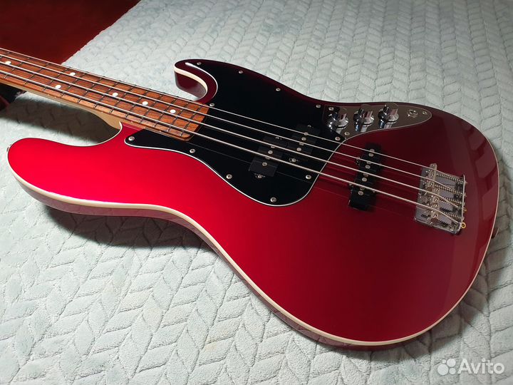 Fender Aerodyne Jazz Bass 2006