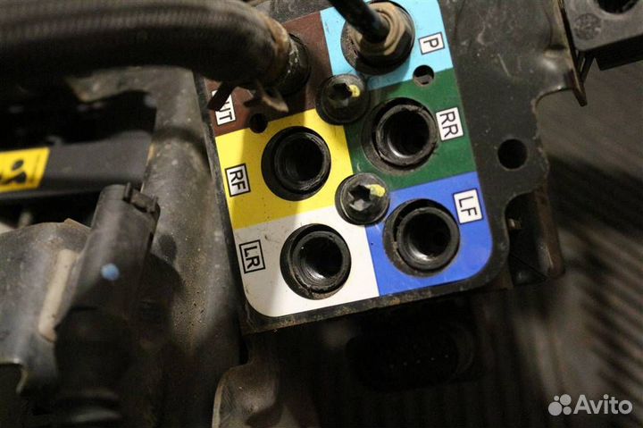 Компрессор пневматической подвески Jeep Grand Che