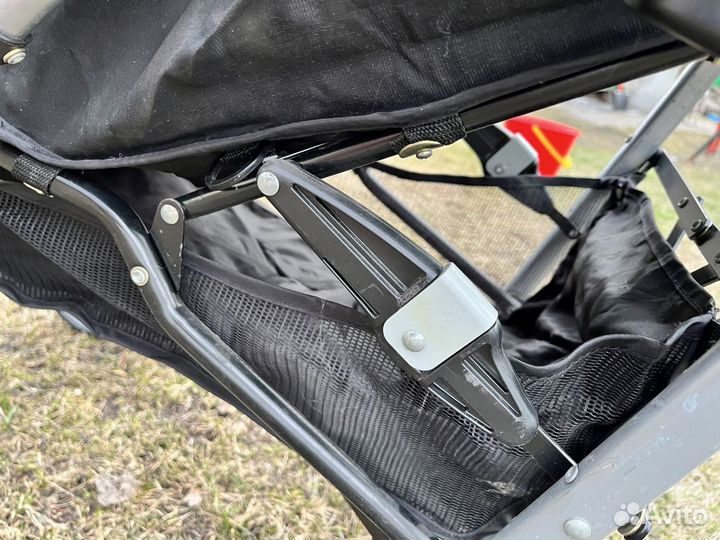 Коляска трость