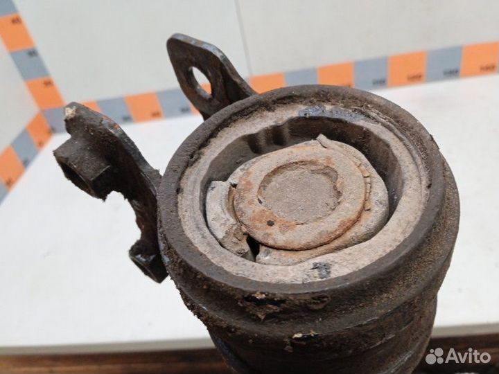 Рычаг передний левый Ford Focus 2 1.6 2007-2011