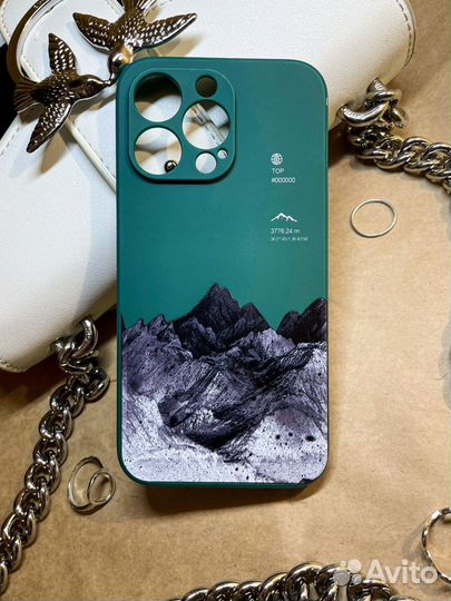 Чехлы на iPhone новые