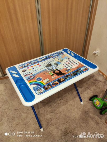 Столик детский