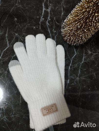 Перчатки UGC