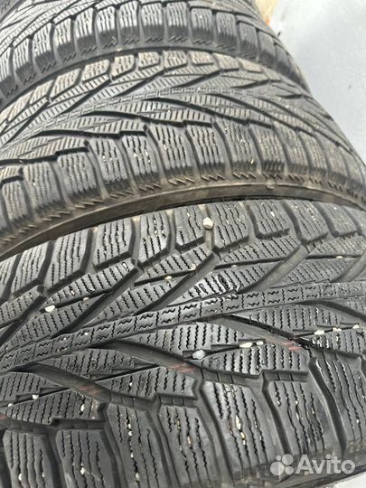 Nokian Tyres Hakkapeliitta R2 235/65 R17