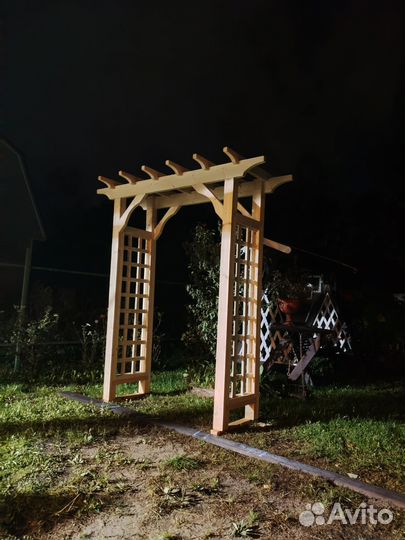 Пергола деревянная